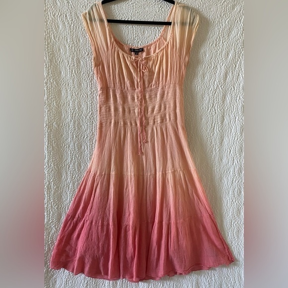 Mlle Gabrielle Cap Sleeve Keyhole Tie Cinched Waist Tiered Peasant Midi Dress - Picture 1 of 8